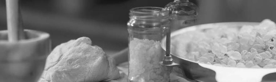 المستكا في حياتنا